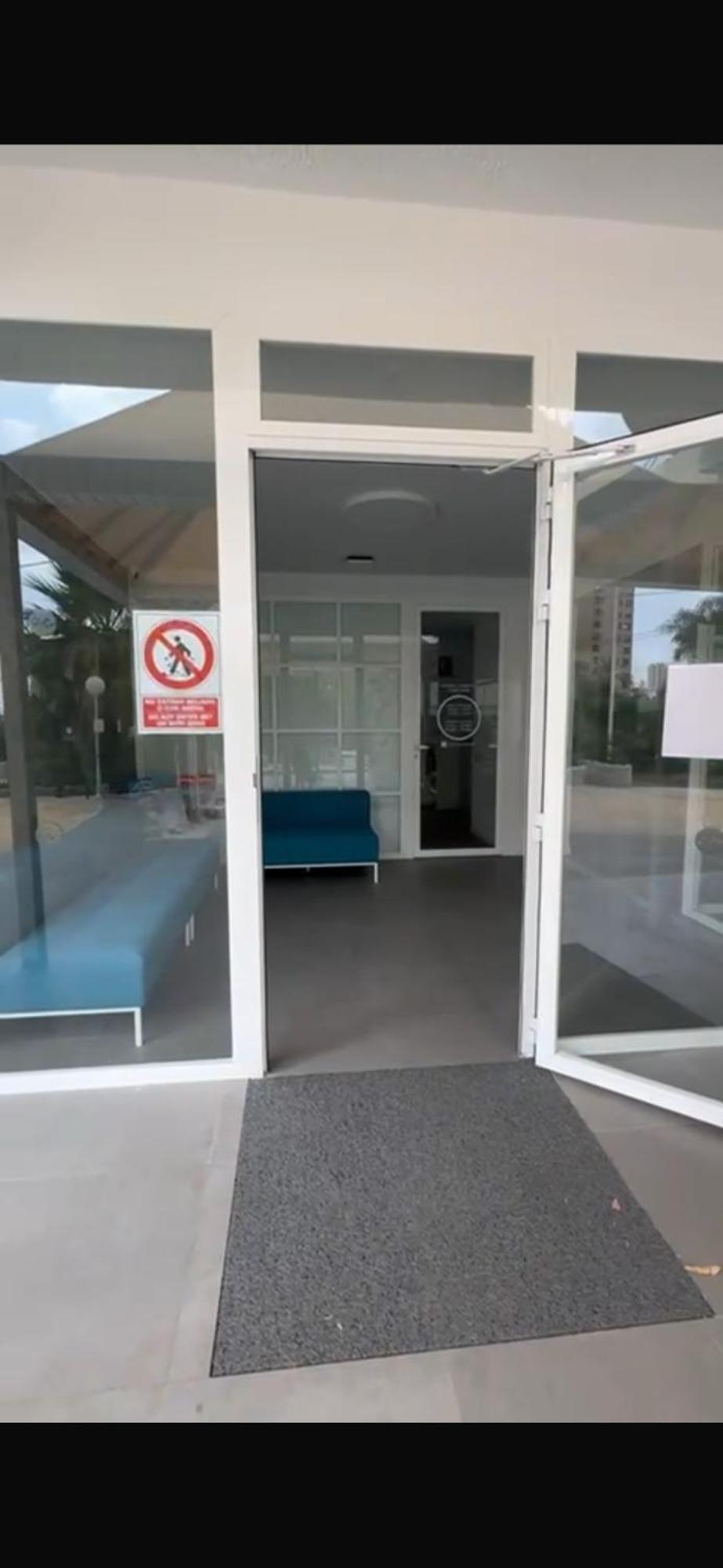 Apartamentos De Benidorm, Playa Poniente, Espana Ngoại thất bức ảnh