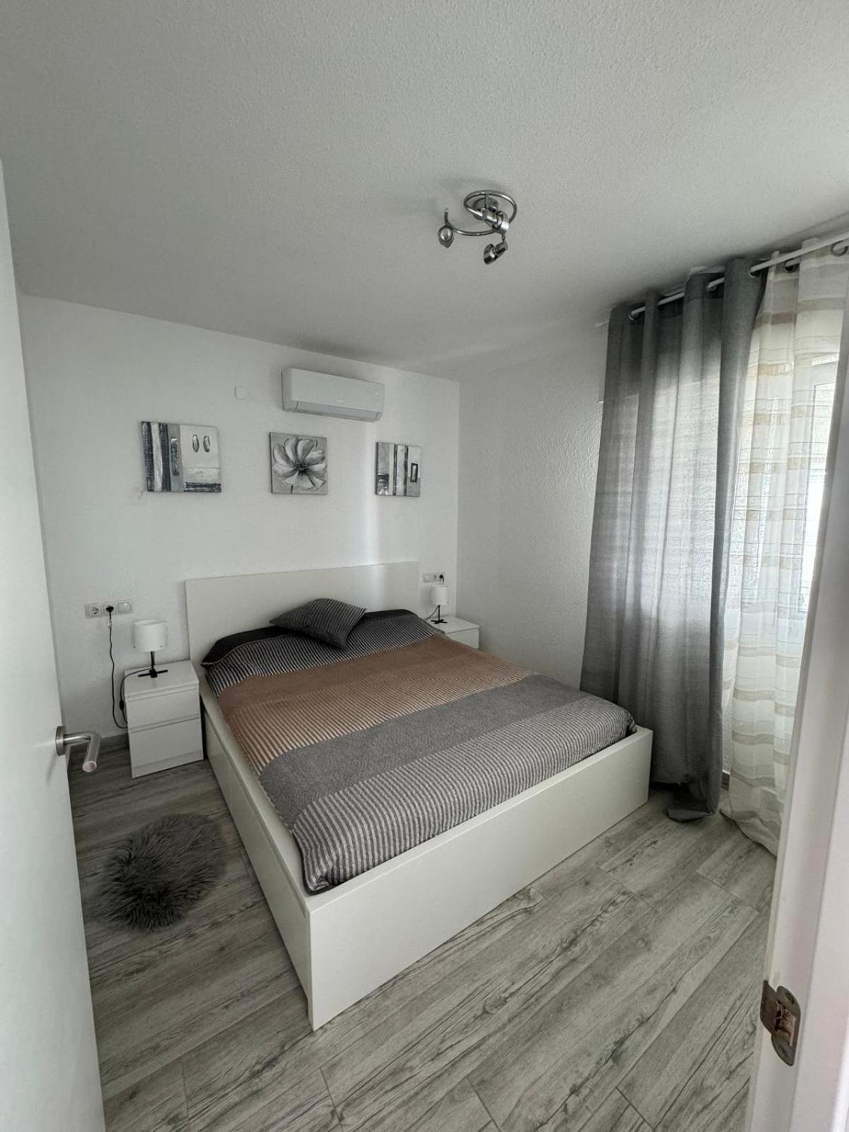 Apartamentos De Benidorm, Playa Poniente, Espana Ngoại thất bức ảnh